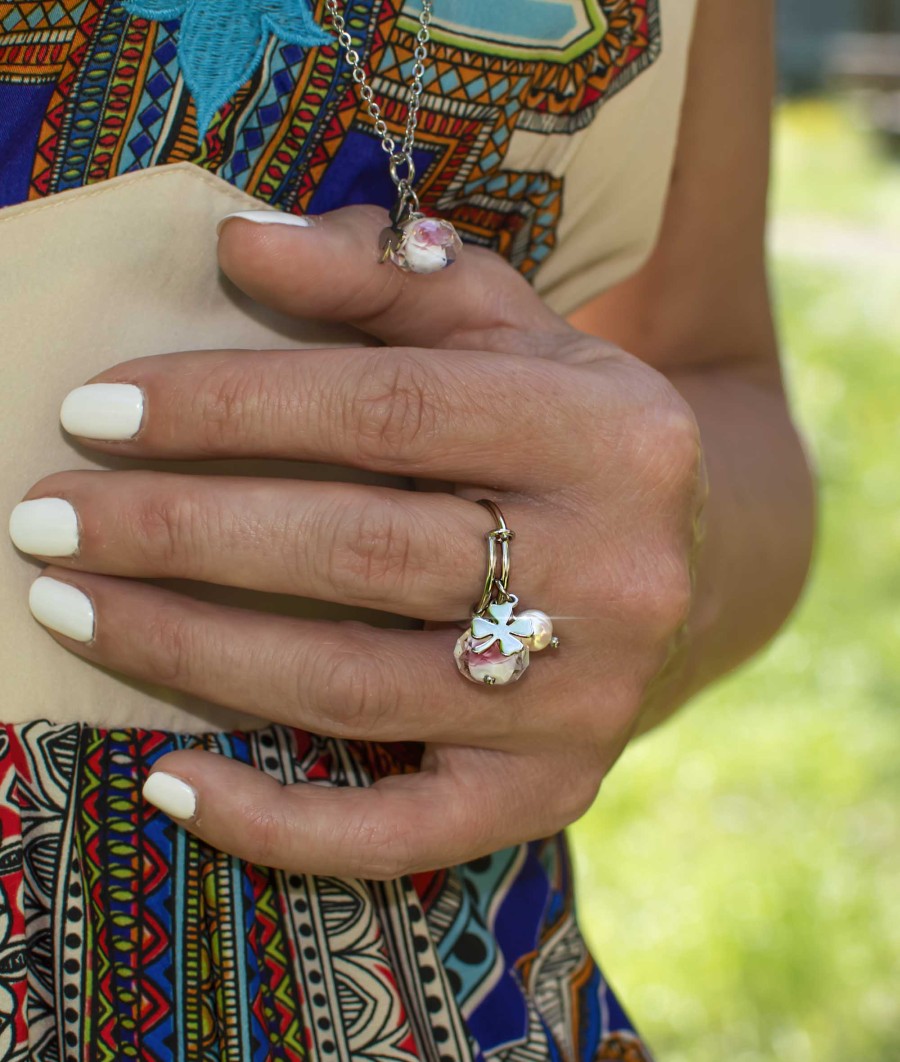 Anelli Casetta di marzapane | Quatrefoil White Crystal And Pearls Ring